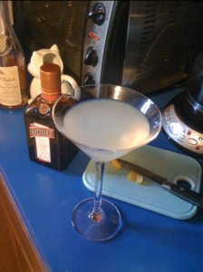A cocktail glass containing a White lady made with Cointreau