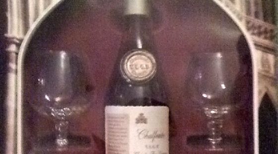 Chalfonte Cognac gift set; two 2oz snifters and a 375l bottle of Chalfonte VSOP